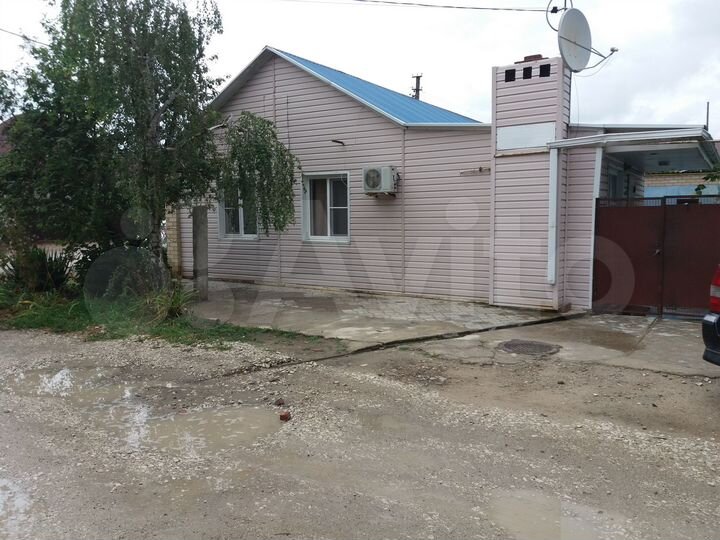 Дом 38 м² на участке 3 сот.