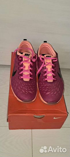 Кроссовки nike женские