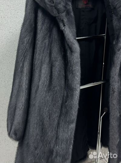 Шуба норковая с капюшоном