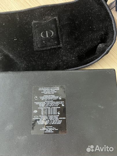 Палетка косметики dior