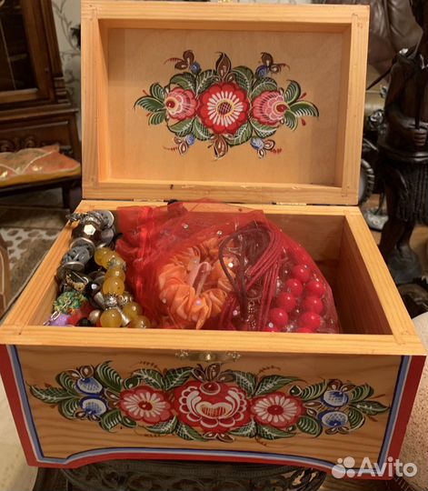 Авторская дереваяная шкатулка Осипова