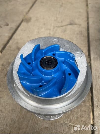 Водяная помпа Chevrolet SKF