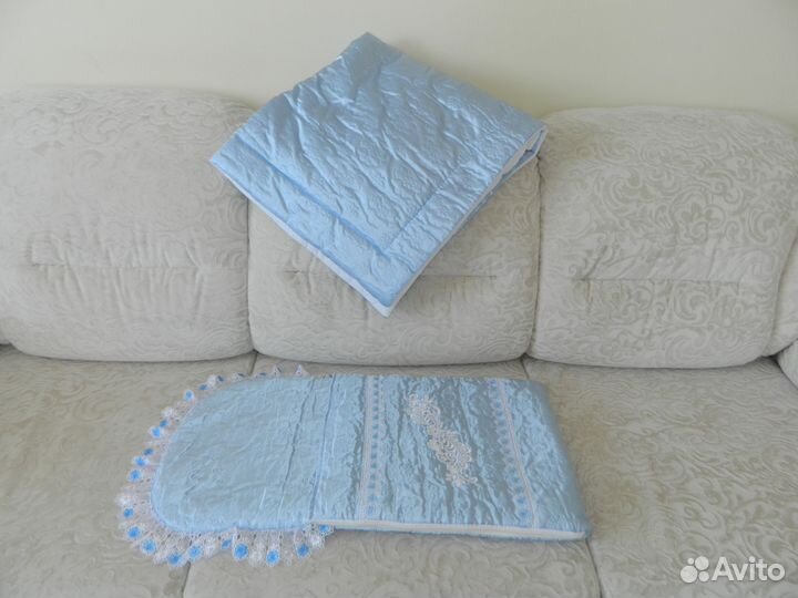 Утепленный конверт и одеяло на выписку