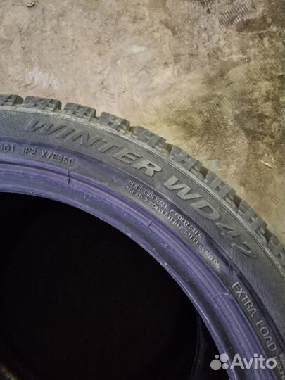 Delinte WD42 235/45 R18 98T
