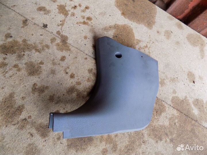 Обшивка стойки Elantra 2000-2005