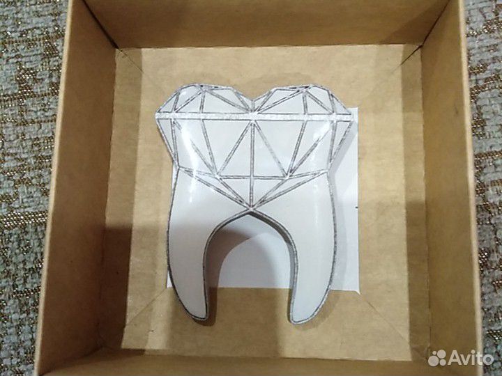 Брошь зубик для стоматолога