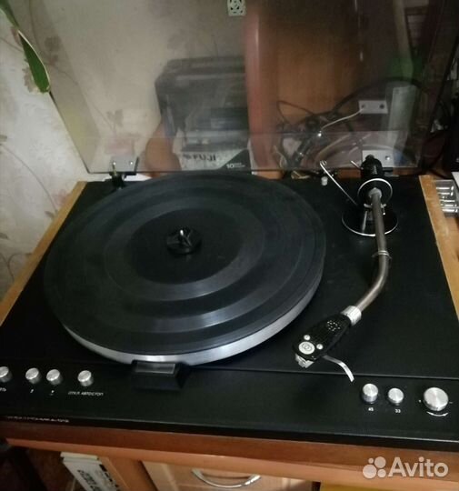 Проигрыватель виниловых пластинок электроника 012