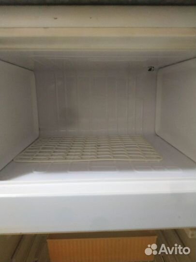 Холодильник бу минск 15