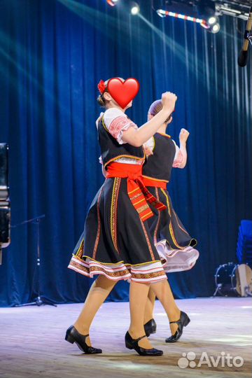 Костюм для народного танца