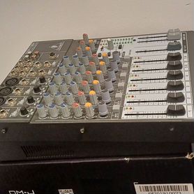 Микшерный пульт behringer xenyx 1204