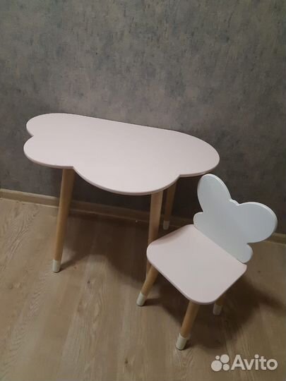 Детский столик и стульчик