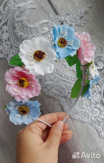 Весенний ободок с цветами