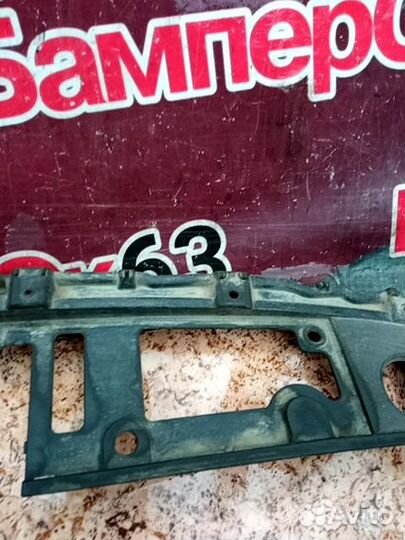 Накладка замка капота Mazda 3