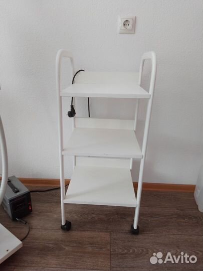 Тележка косметологическая