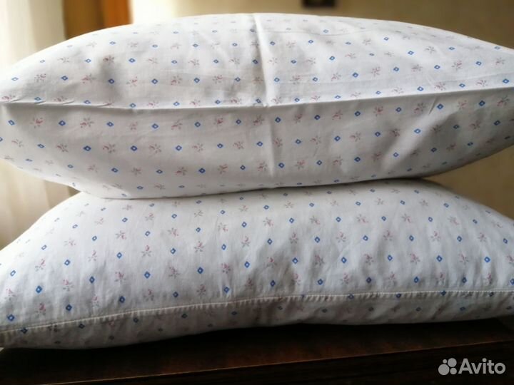 Пуховые подушки, новые и б/у. Разные. Диванные