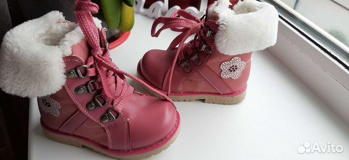 Зимние сапожки на девочку