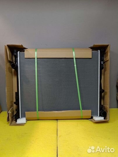 Радиатор охлаждения двигателя 167 GLE GLS 463 G