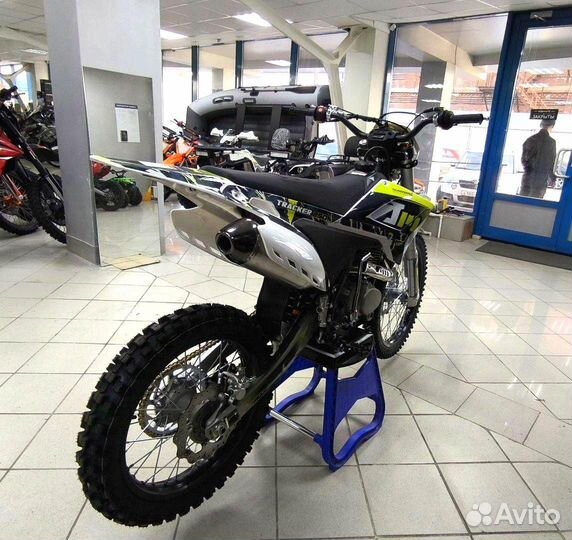 Apollo Tracker 250LE – надёжный эндуро, двигатель 250 см, высота седла 910 мм