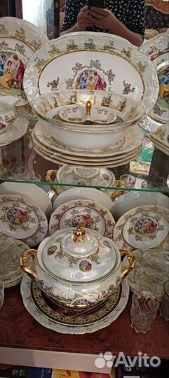 Столовый сервиз новый