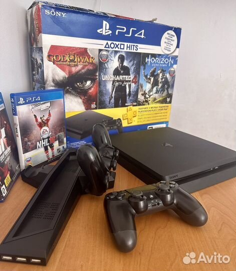 Sony playstation PS 4 slim 1000Gb