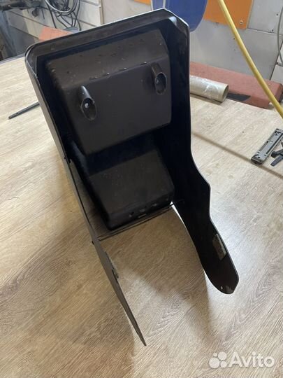 Центральная консоль VW Golf 1 Mk1