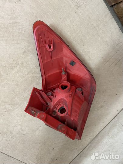 Стоп сигнал тойота калдина т240 левый