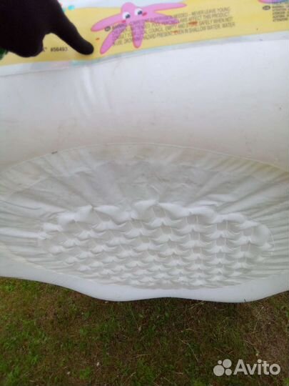 Детский надувной бассейн