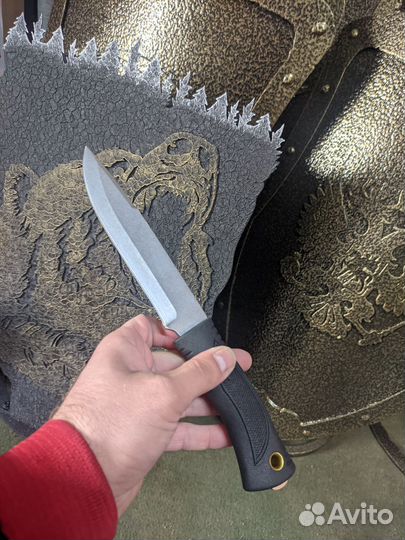 Нож беркут сталь D2