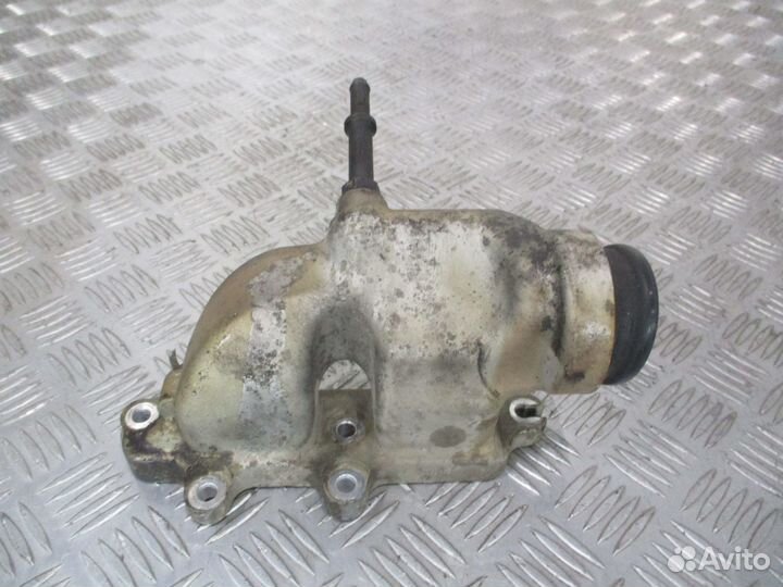 Патрубок водяной корпуса термостата MAN 5106302326