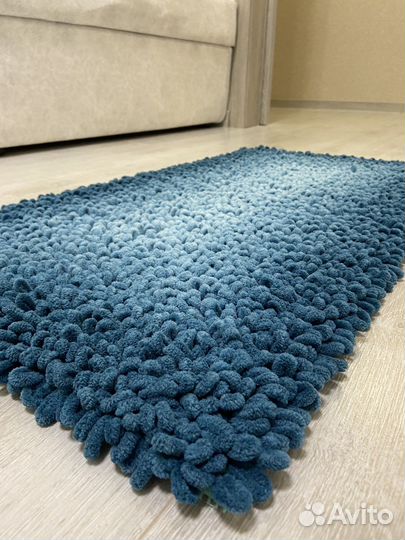 Коврик плюшевый