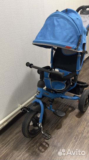 Детский трехколесный велосипед с ручкой