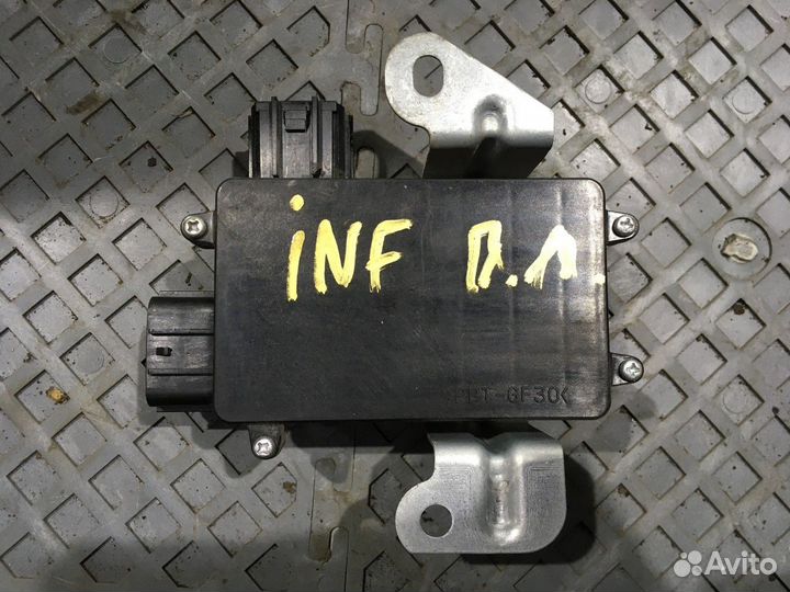 Блок управления двери передний левый