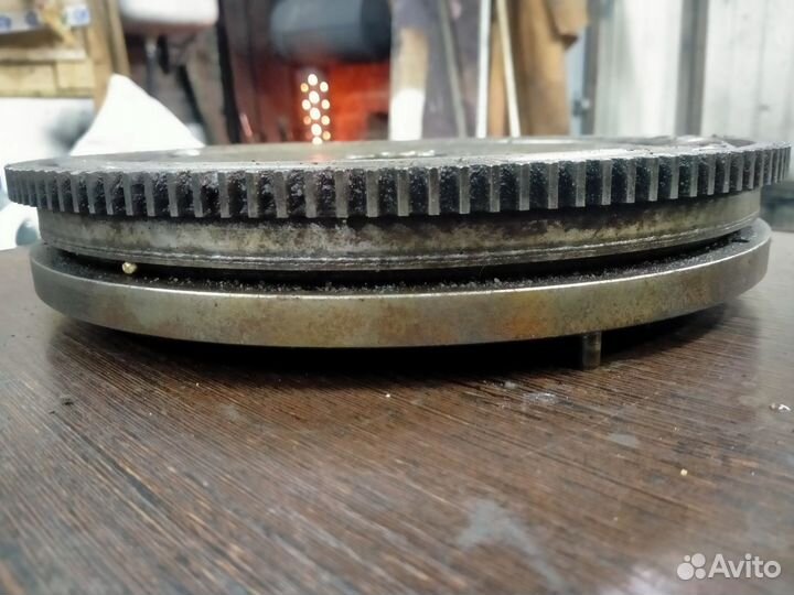 Маховик двухмассовый на двигатель Ауди 2.8 aah