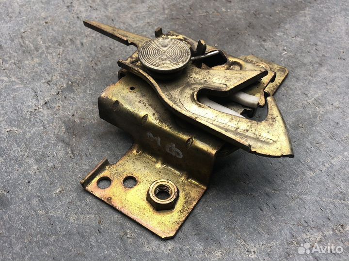 Замок капота Фьюжен