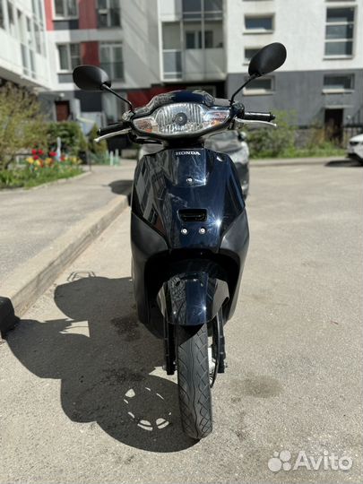 Скутер Honda Tact