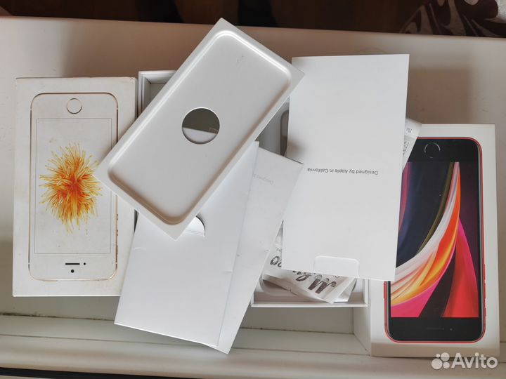 Коробки от iPhone se