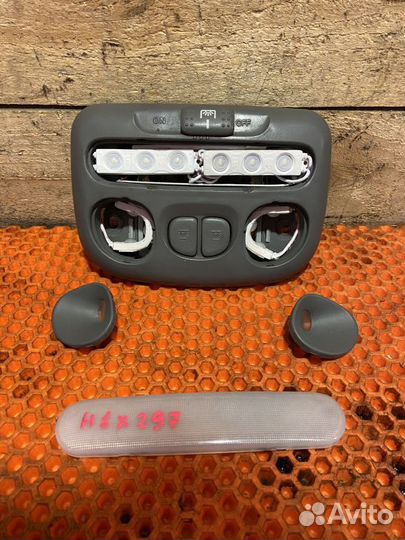 Плафон салонный Hyundai Starex