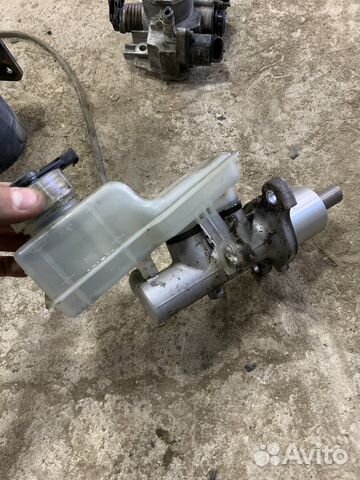 Главный тормозной цилидр Vaz LADA Priora