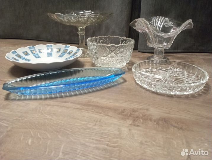 Хрустальные, стеклянные блюда для сервировки