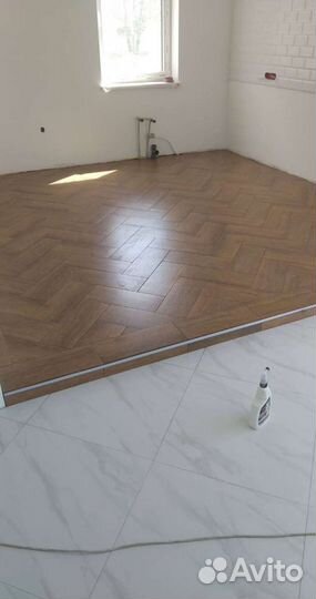 Укладка плитки ремонт сан узлов.услуги сан техника