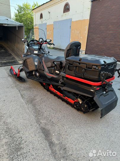 Снегоход BRP Lynx commander LTD 900 ACE turbo