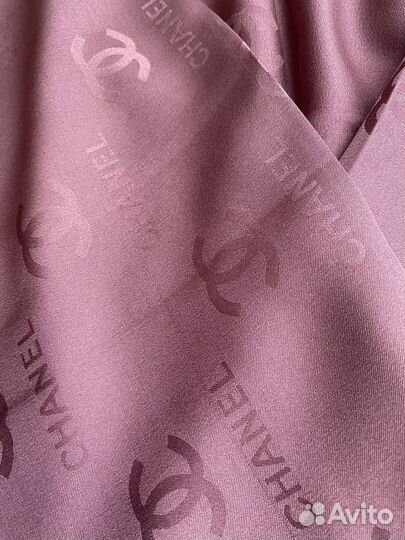 Платок шелковый Chanel Слива новый