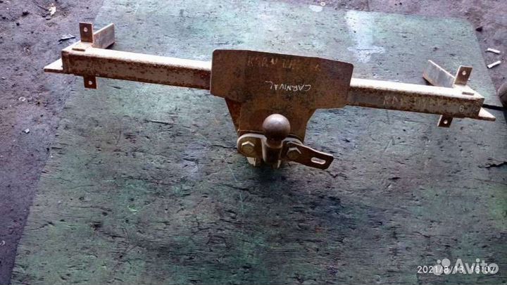 Фаркоп Kia Carnival 1 2001г