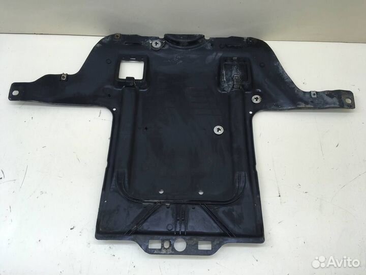 Пыльник двигателя Subaru Legacy B14 2010-2015