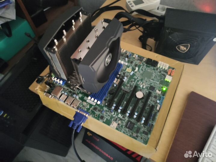 Процессор Epyc 7b12 SP3