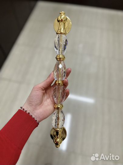 Дверные ручки,замки,петл,защелки,фурнитура