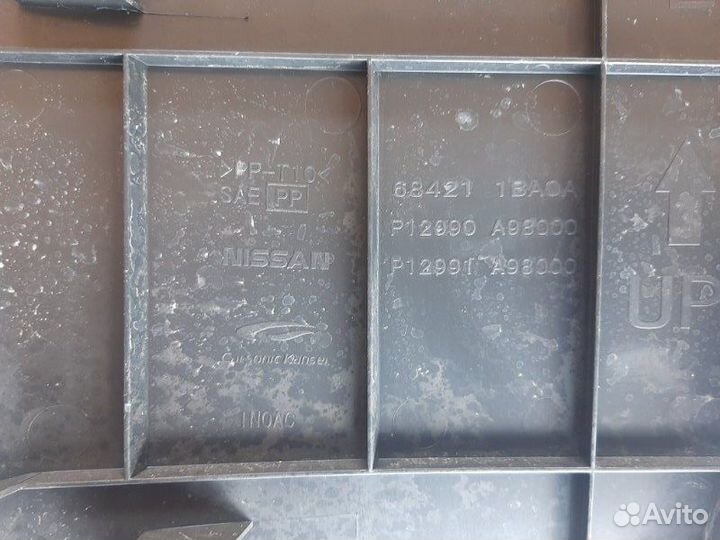 Накладка торпедо торцевая правая Infiniti Ex