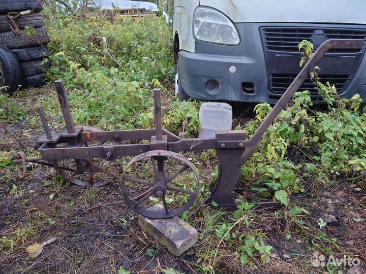 Конский плуг