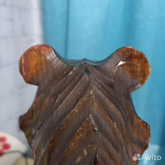 Деревянные медведь и орел