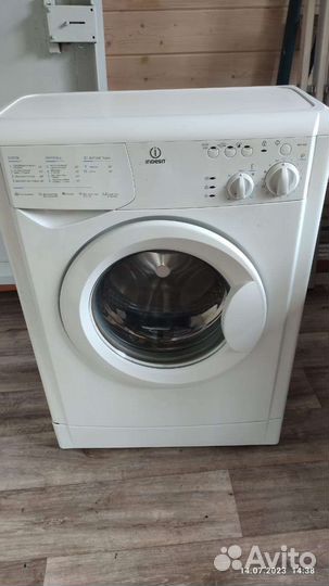 Стиральная машина Indesit